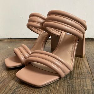 Steve Madden Tahani heeled Nude Sandal